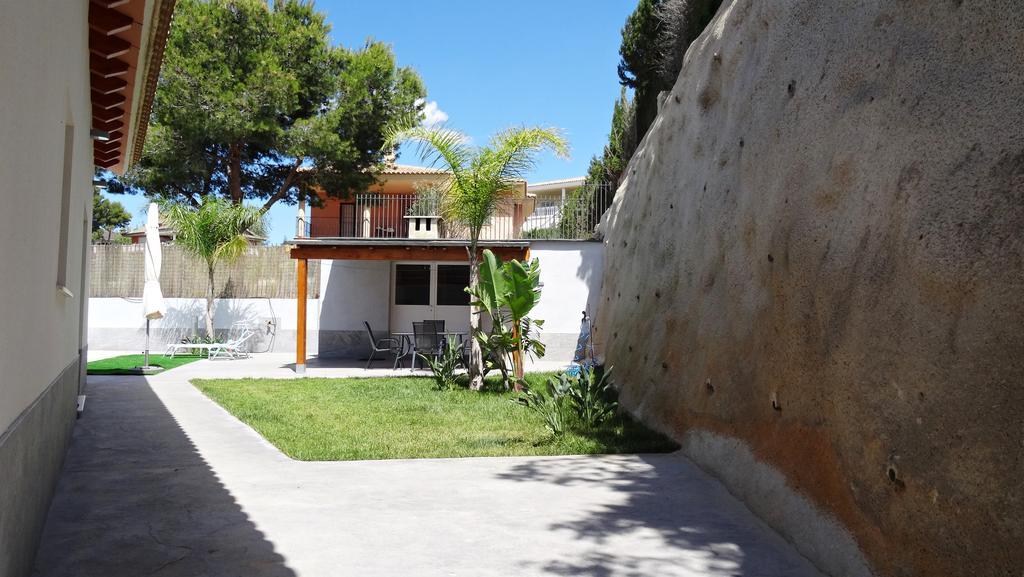 Las Casitas De Noah Monserrat Εξωτερικό φωτογραφία